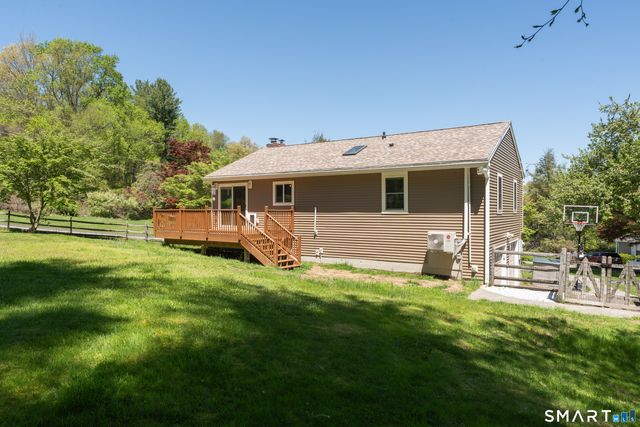 12 Karlak Street, Seymour, CT 06483