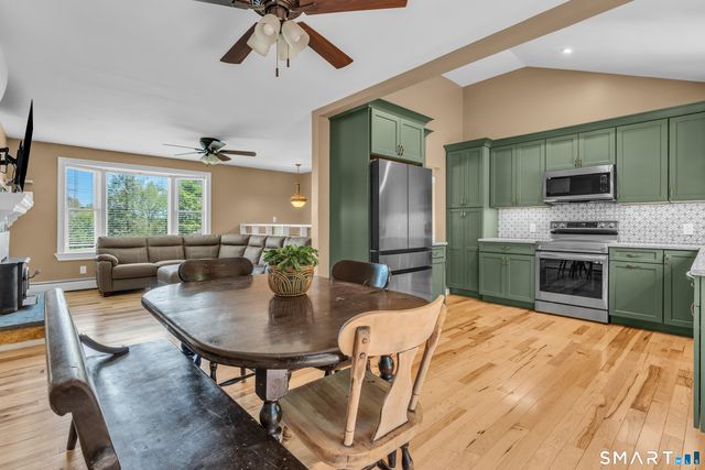 12 Karlak Street, Seymour, CT 06483