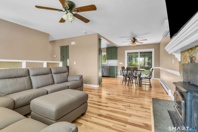 12 Karlak Street, Seymour, CT 06483