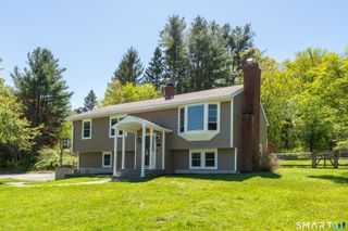 12 Karlak Street, Seymour, CT 06483