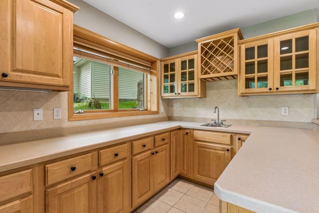4130 Empire Lane N, Plymouth, MN 55446