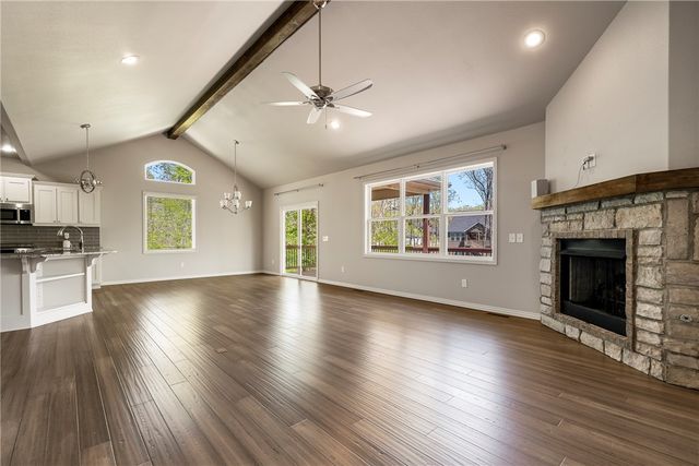 22 Langholm Lane, Bella Vista, AR 72715