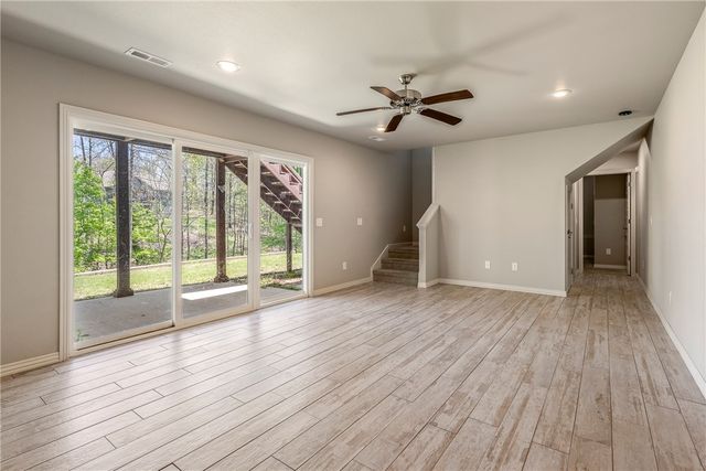 22 Langholm Lane, Bella Vista, AR 72715