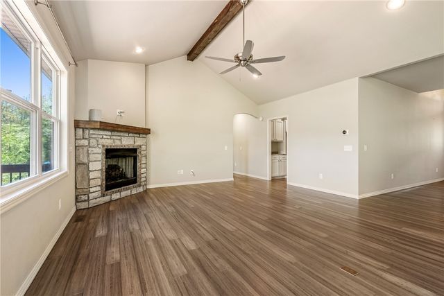 22 Langholm Lane, Bella Vista, AR 72715