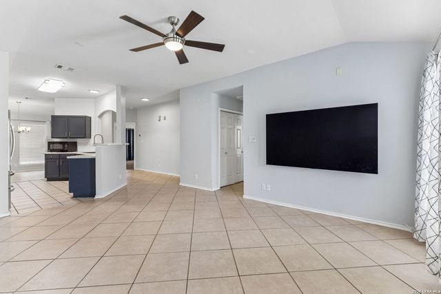 9627 Summer Vail, San Antonio, TX 78251