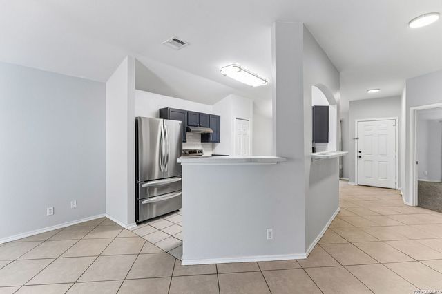 9627 Summer Vail, San Antonio, TX 78251