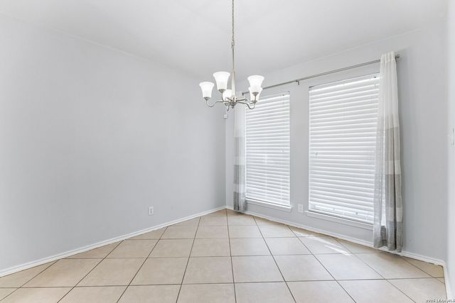 9627 Summer Vail, San Antonio, TX 78251