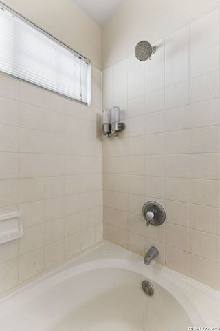 9627 Summer Vail, San Antonio, TX 78251