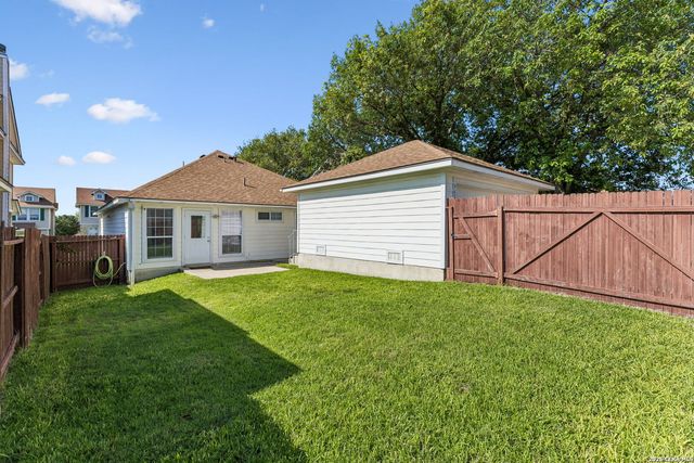 9627 Summer Vail, San Antonio, TX 78251