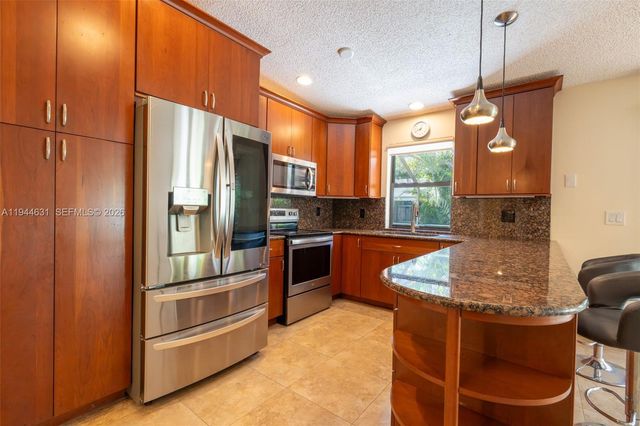 10116 SW 144th Pl, Miami, FL 33186