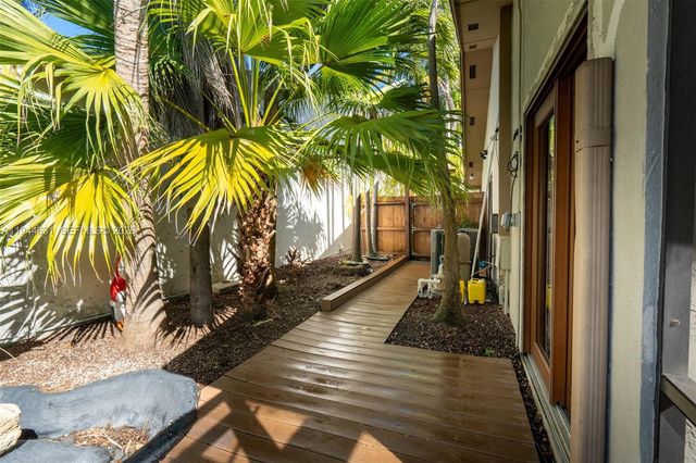 10116 SW 144th Pl, Miami, FL 33186