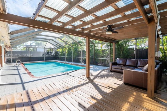 10116 SW 144th Pl, Miami, FL 33186