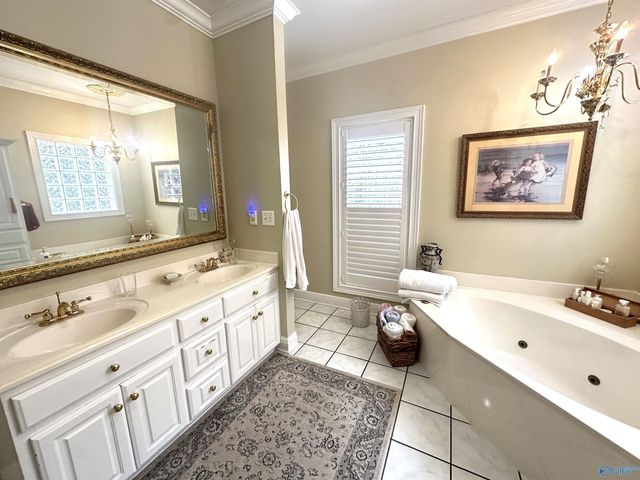 621 Leslie Lane, Gadsden, AL 35904