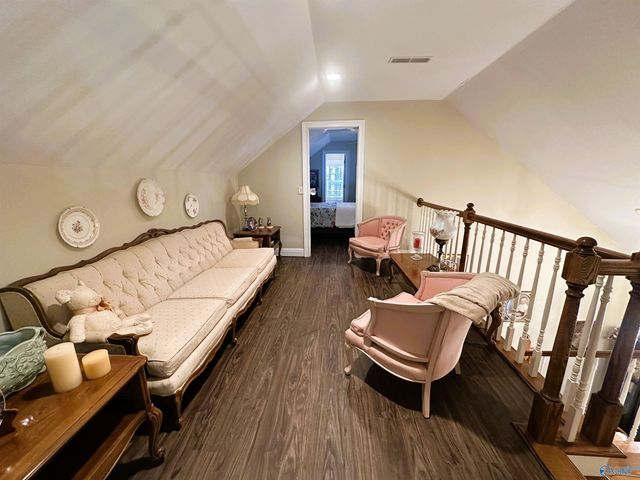 621 Leslie Lane, Gadsden, AL 35904