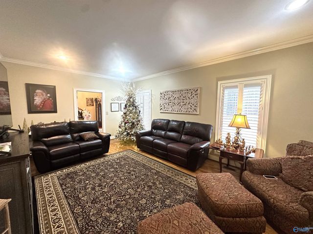 621 Leslie Lane, Gadsden, AL 35904