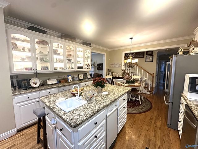 621 Leslie Lane, Gadsden, AL 35904