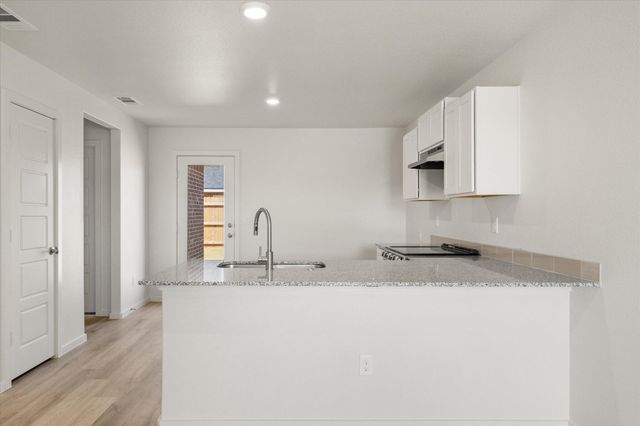 8318 25th Street, Lubbock, TX 79407