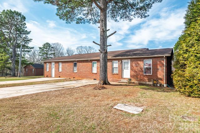 3761 Herman Sipe Road NW, Conover, NC 28613