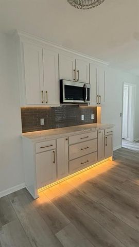 15105 Dearborn Street, Overland Park, KS 66223