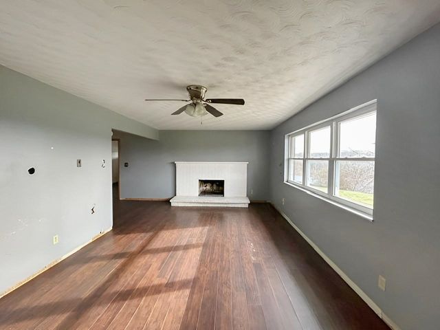 7737 Tucker Rd, Ashland, KY 41102