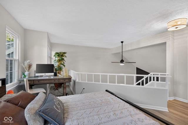 7791 Harbour Isle, Indianapolis, IN 46240