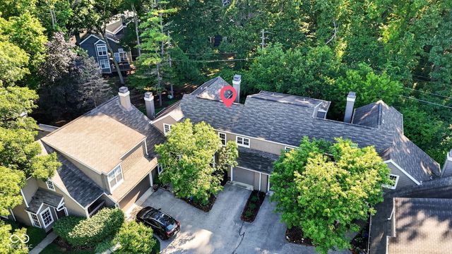 7791 Harbour Isle, Indianapolis, IN 46240