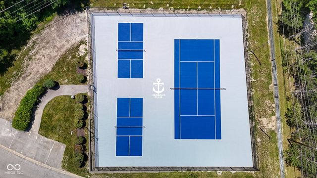 7791 Harbour Isle, Indianapolis, IN 46240