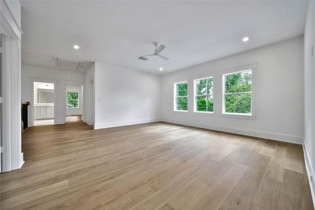 1191 Chamboard Lane, Houston, TX 77018