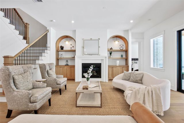1191 Chamboard Lane, Houston, TX 77018