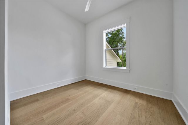 1191 Chamboard Lane, Houston, TX 77018