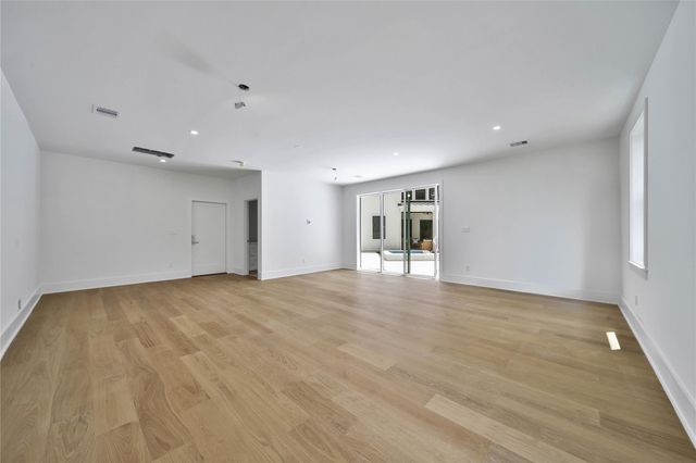 1191 Chamboard Lane, Houston, TX 77018