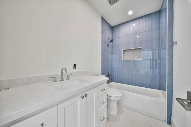 1191 Chamboard Lane, Houston, TX 77018