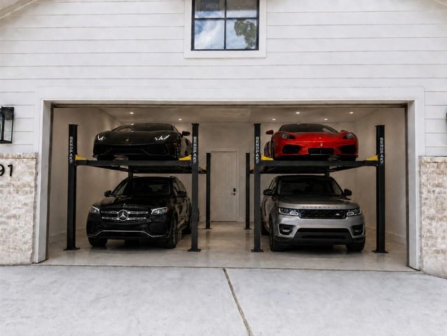 1191 Chamboard Lane, Houston, TX 77018