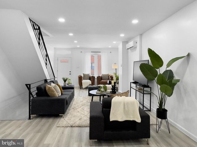 2028 S 22ND ST, Philadelphia, PA 19145