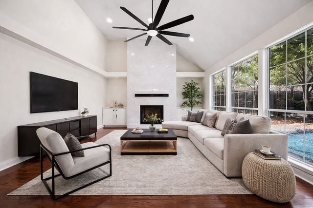 2504 Springhill Drive, Grapevine, TX 76051