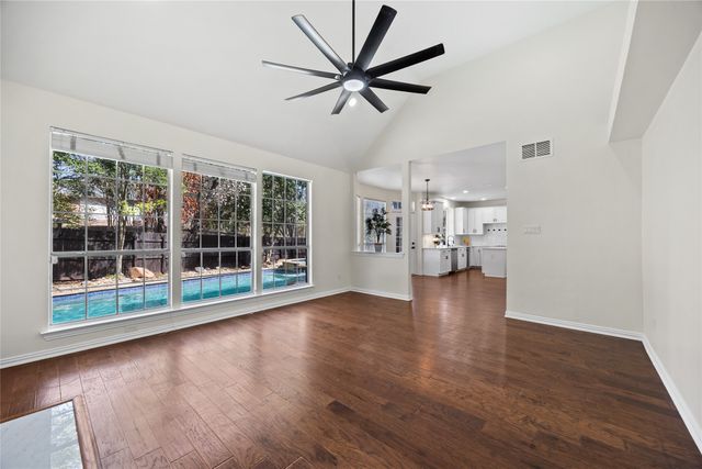 2504 Springhill Drive, Grapevine, TX 76051