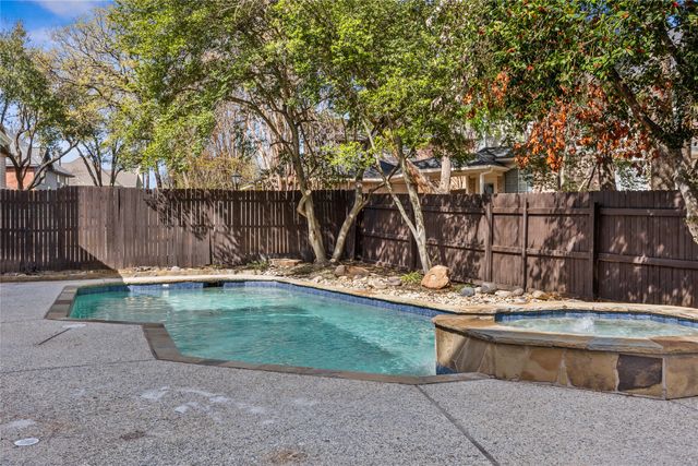 2504 Springhill Drive, Grapevine, TX 76051