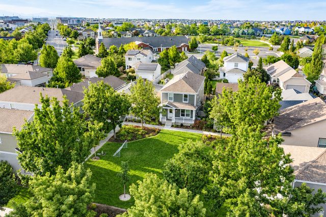 4926 W CALTON LN, South Jordan, UT 84009