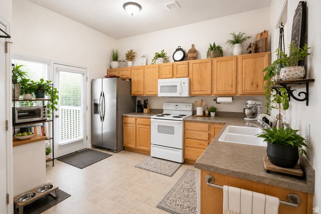 4926 W CALTON LN, South Jordan, UT 84009