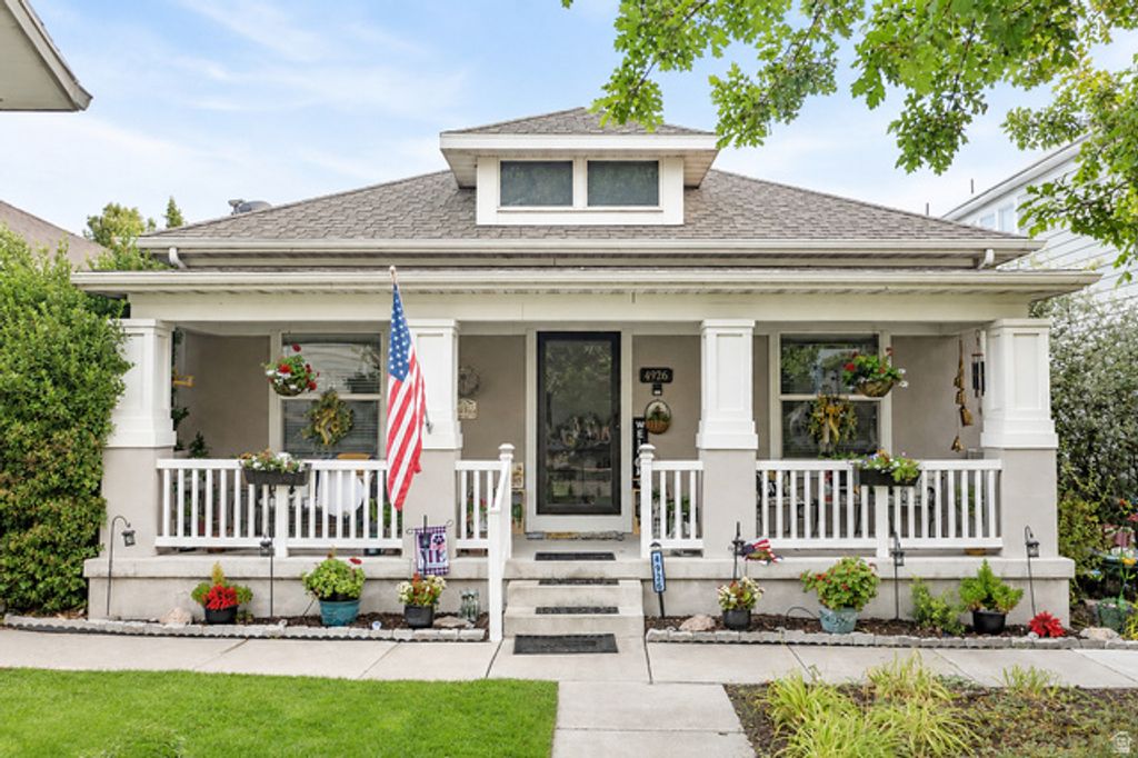 4926 W CALTON LN, South Jordan, UT 84009