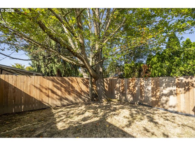 5935 Se TIBBETTS St, Portland, OR 97206