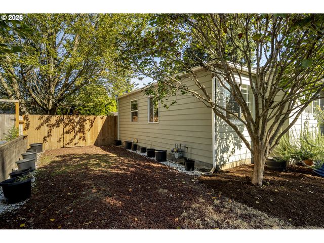 5935 Se TIBBETTS St, Portland, OR 97206