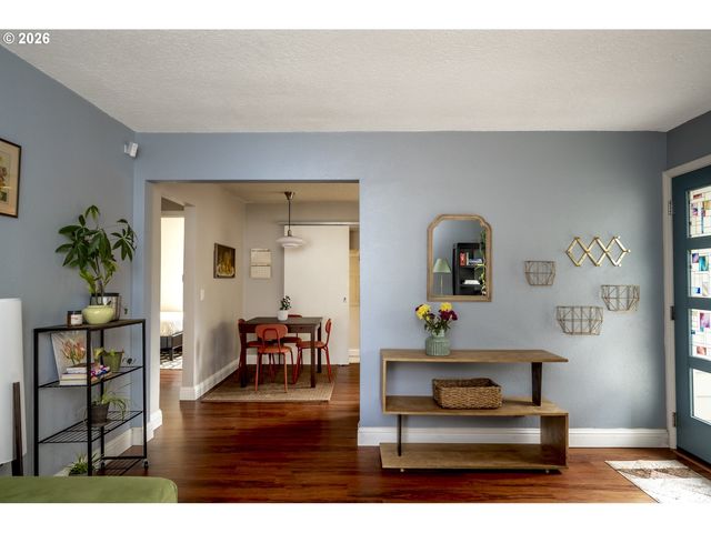 5935 Se TIBBETTS St, Portland, OR 97206