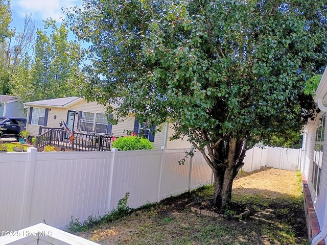 1099 Nautical Lane, Carolina Shores, NC 28467