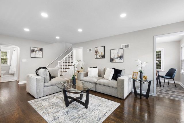 4578 N 103rd STREET, Wauwatosa, WI 53225