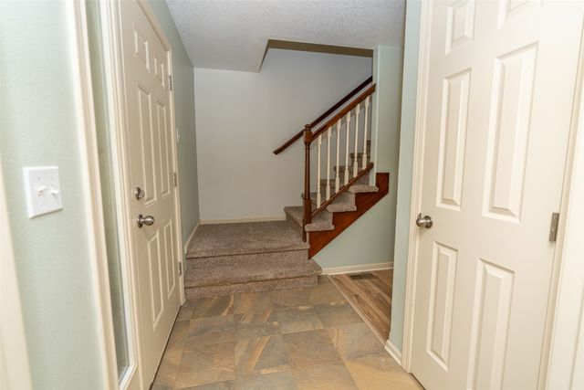 1514 Mackensie Circle, Winterset, IA 50273