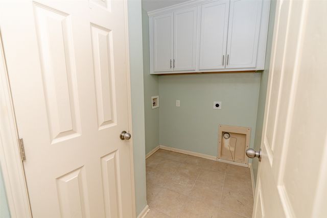 1514 Mackensie Circle, Winterset, IA 50273