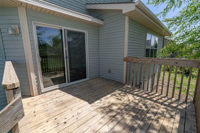 1514 Mackensie Circle, Winterset, IA 50273