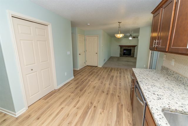 1514 Mackensie Circle, Winterset, IA 50273