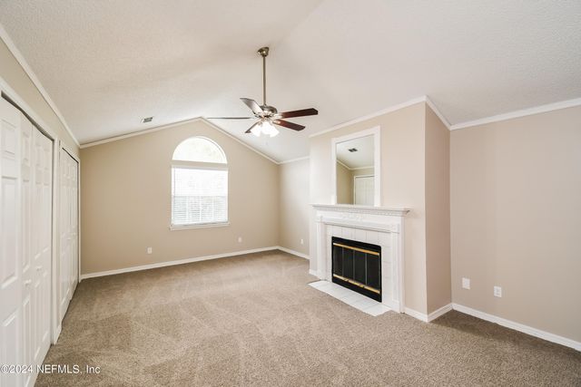 8054 LOCH LOMOND Lane, Jacksonville, FL 32244